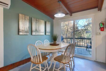 Blue Door Cottage 12 Miles To Yosemite Bbq Oakhurst Exteriér fotografie